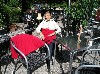 Hanna at a cafe in Schwabing